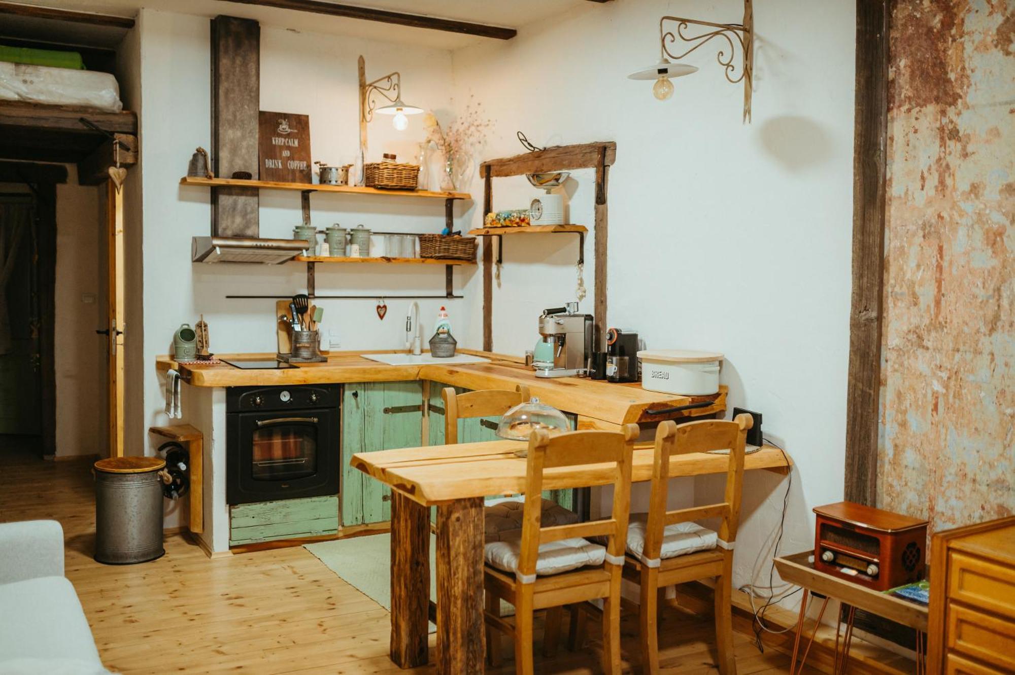 Apartman V Jungovom Dome - V Centre Stiavnice บันสกา ชีอาว์นีซา ภายนอก รูปภาพ