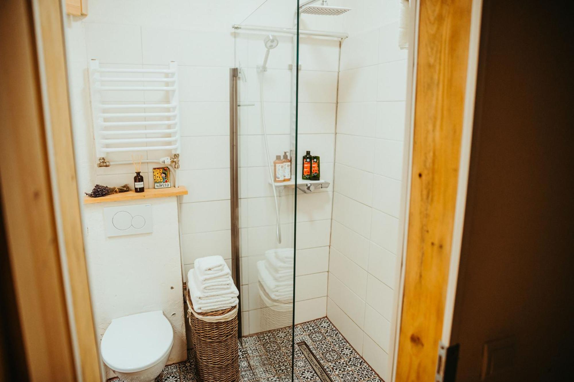 Apartman V Jungovom Dome - V Centre Stiavnice บันสกา ชีอาว์นีซา ภายนอก รูปภาพ